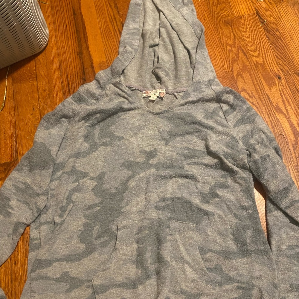 Womens long sleeve top size XL